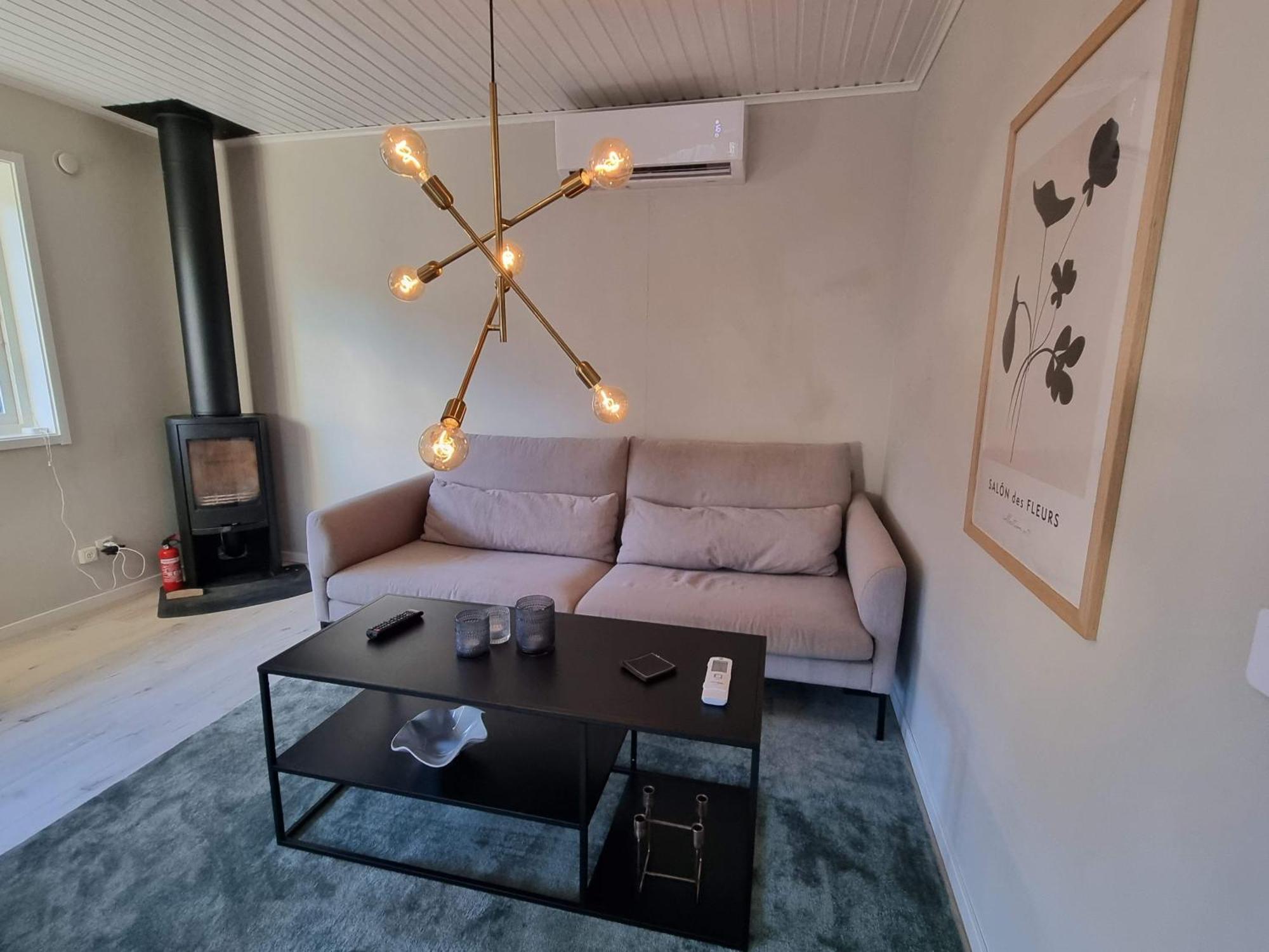 Charming 2-Floor House By The Sea In Ahus Sweden Villa Bagian luar foto